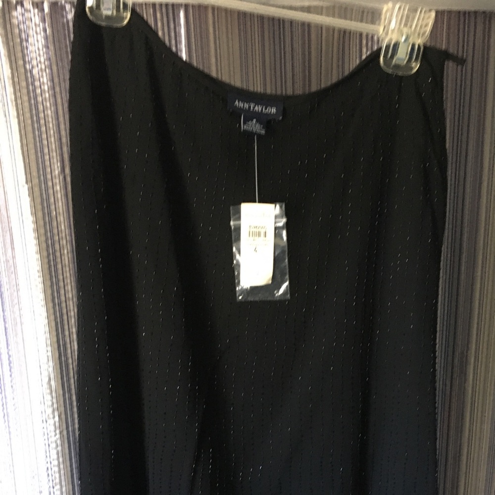 Anne Taylor black skirt.